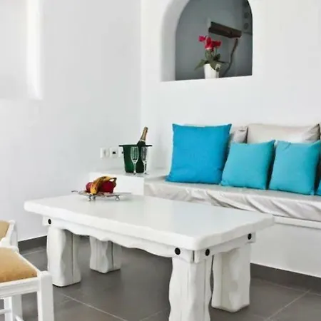 αll Seasons And Suites Perissa (Santorini)